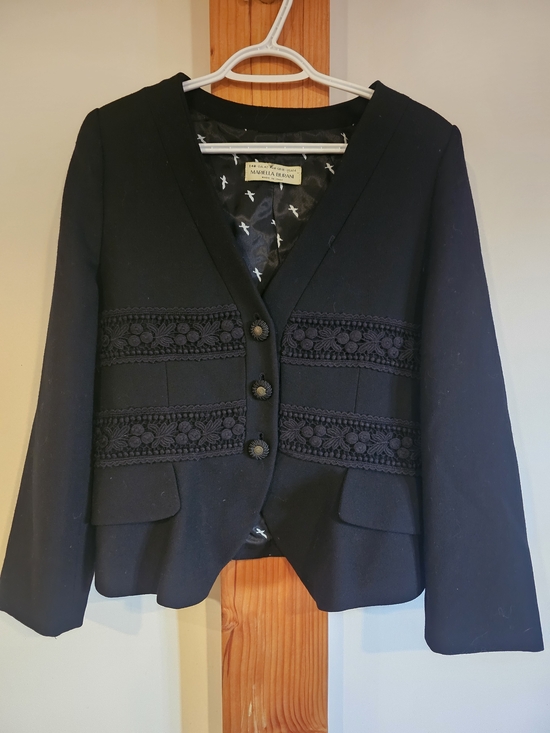Mariela Burani Jackets & Blazers - MARELLA Black Embroidered-Trim Cropped Blazer